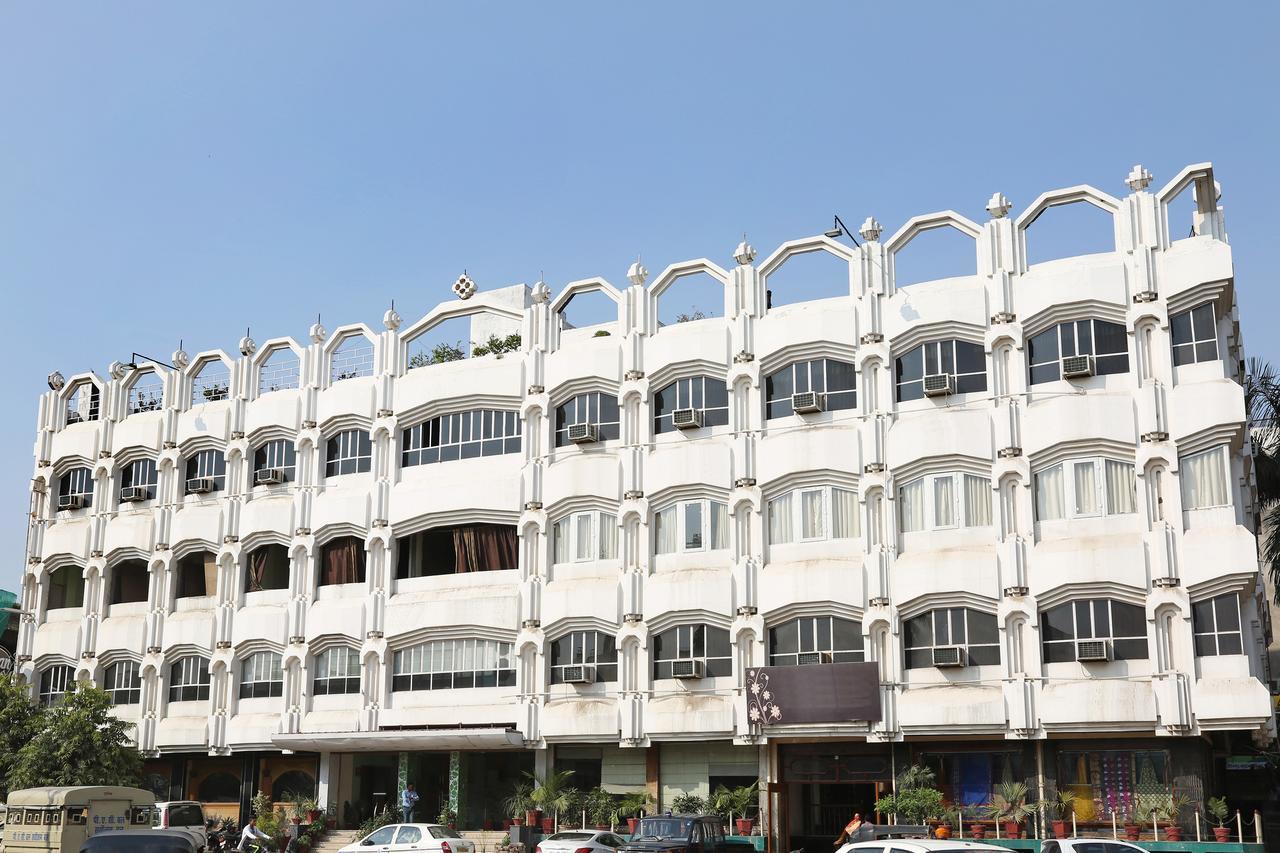 Oyo 2054 New Hotel Broadway Varanasi Eksteriør bilde