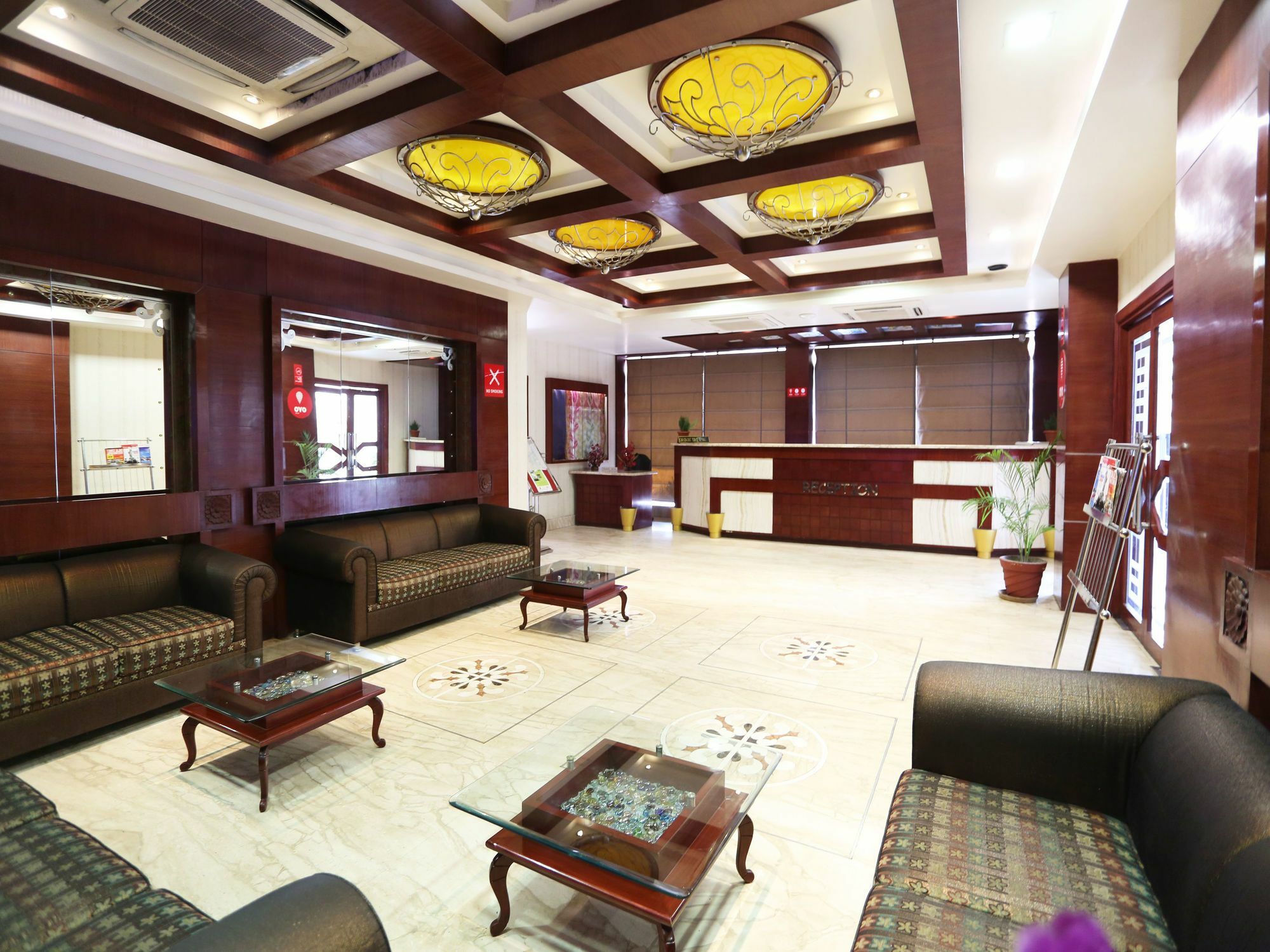 Oyo 2054 New Hotel Broadway Varanasi Eksteriør bilde